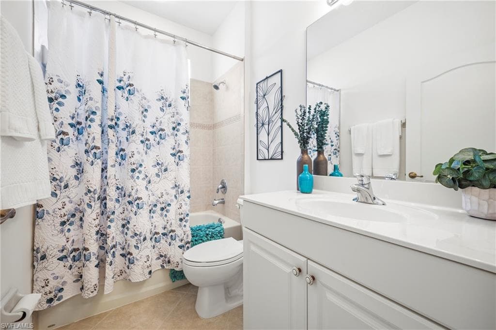 20480 Torre Del Lago ST-20