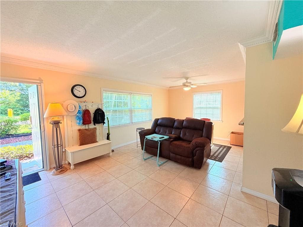3322 Key DR 1-5