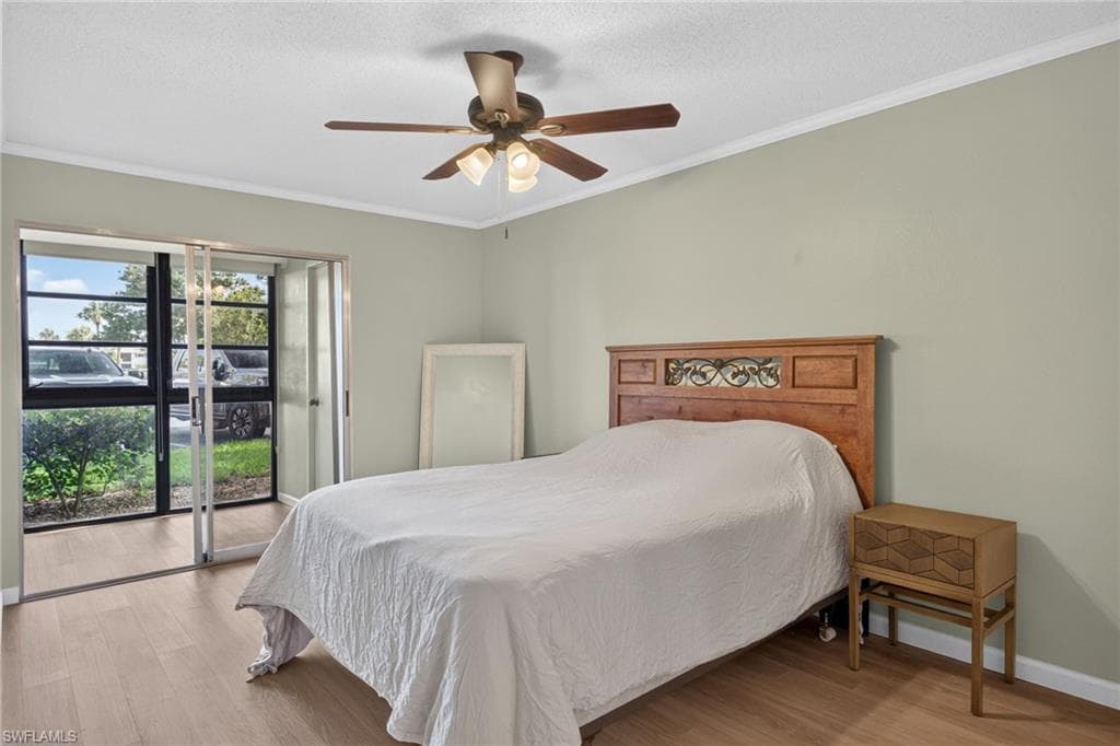 8121 Woods CIR 9-14