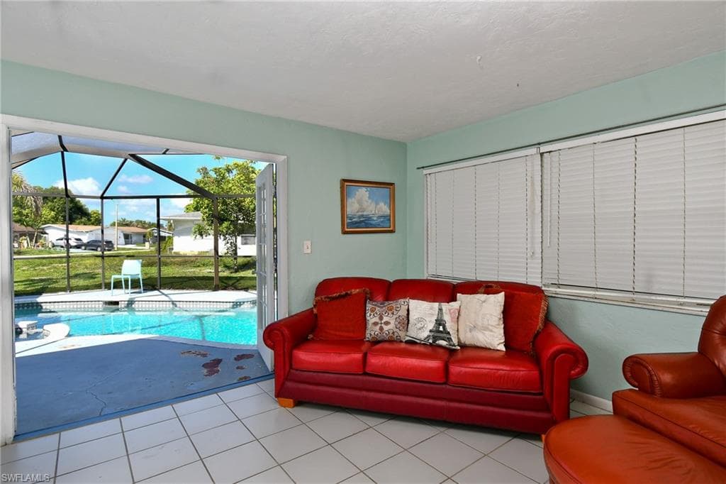 1701 Ridgecrest ST-24