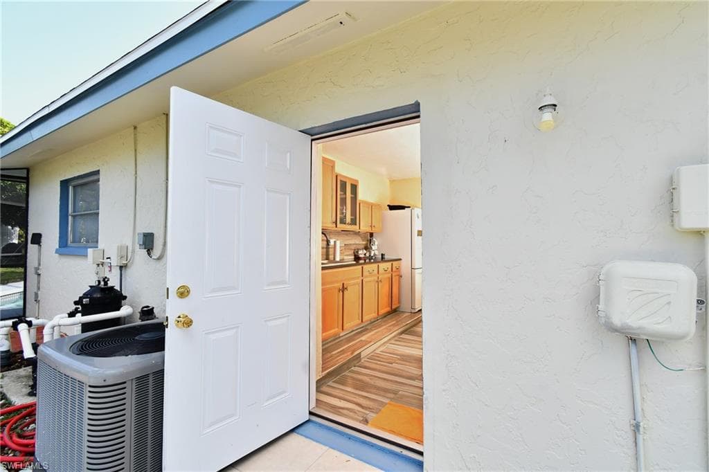 1701 Ridgecrest ST-29