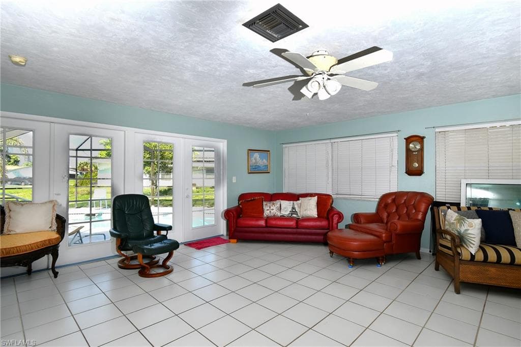 1701 Ridgecrest ST-23