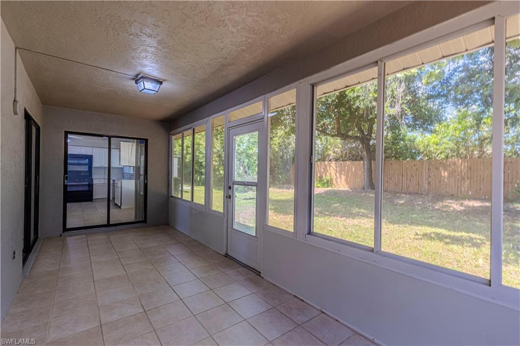 13114 Regent CIR-20