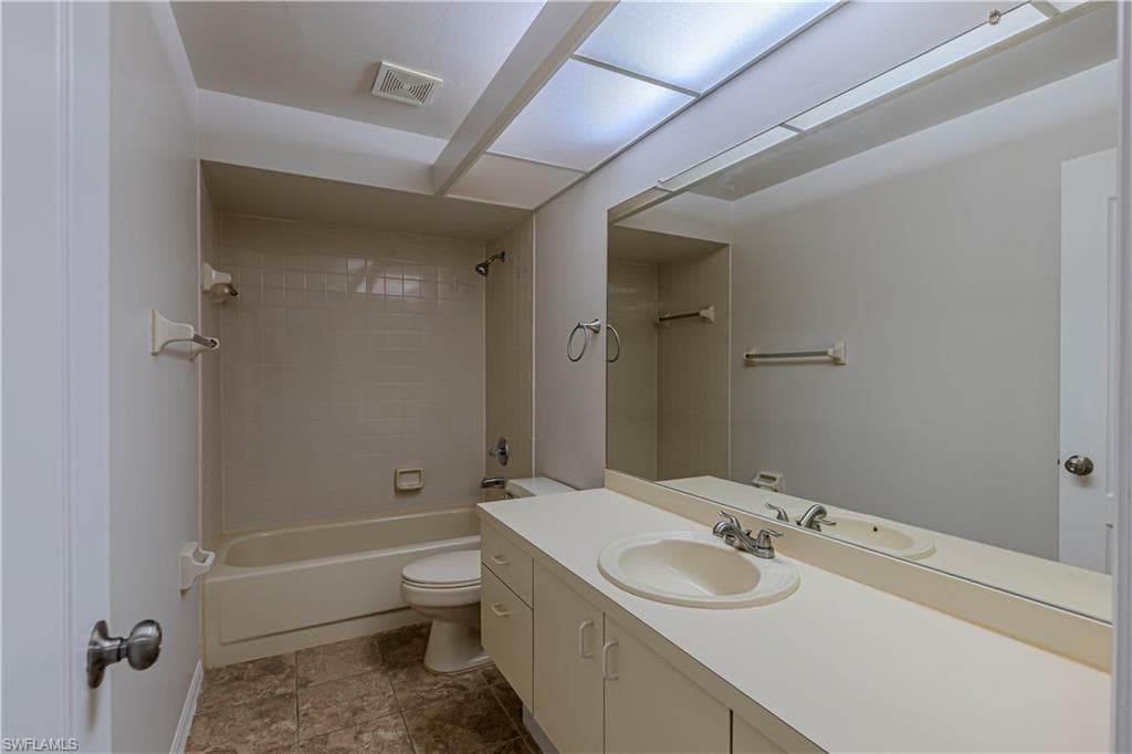 13114 Regent CIR-18