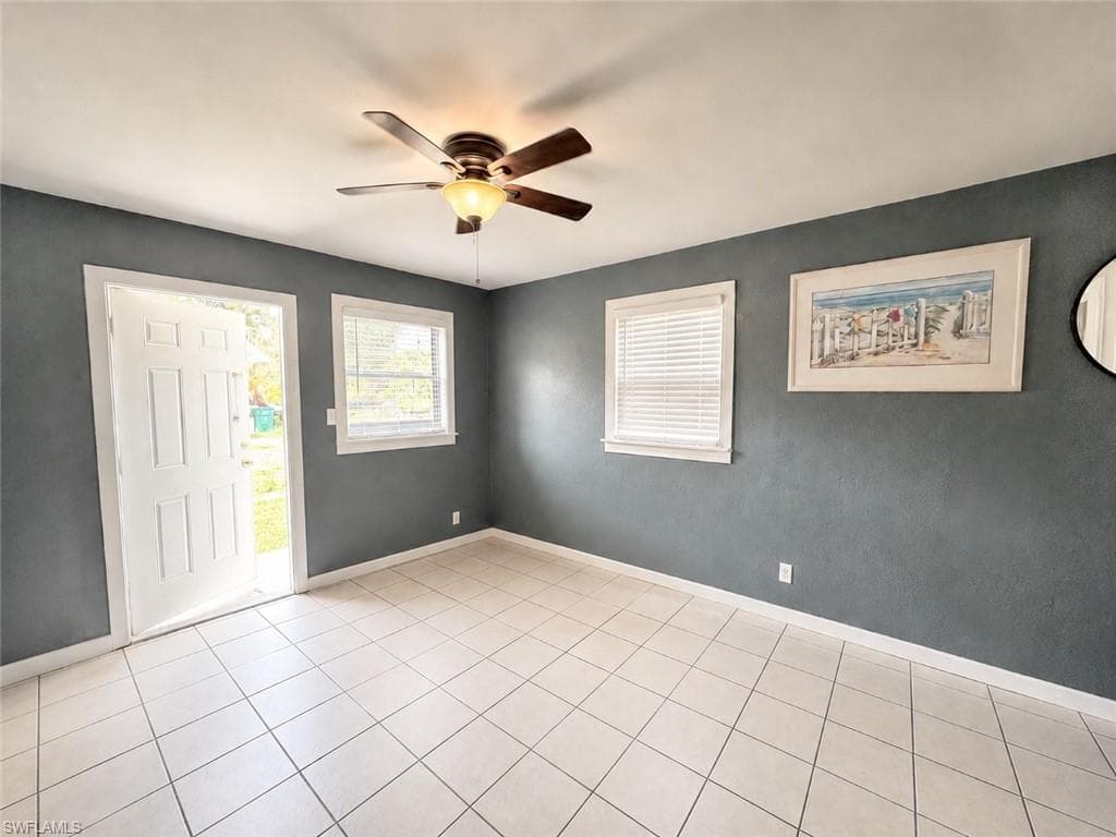 2485 Bayside ST-11
