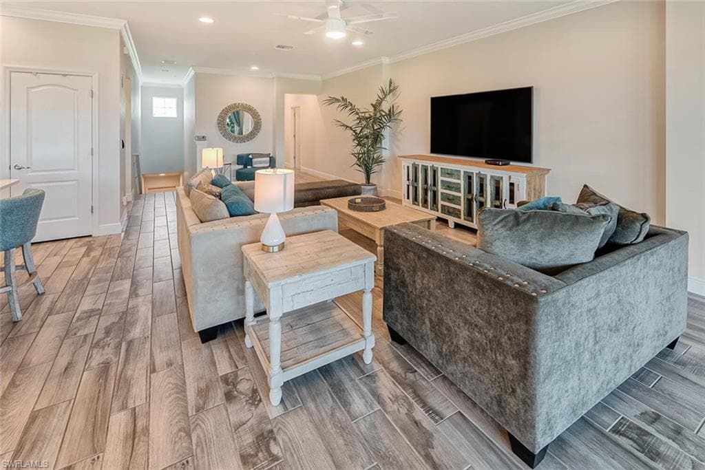 6960 Avalon CIR 807-6