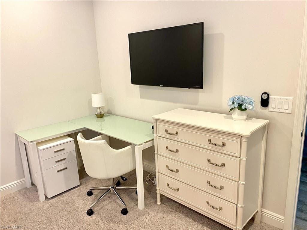 6960 Avalon CIR 807-17