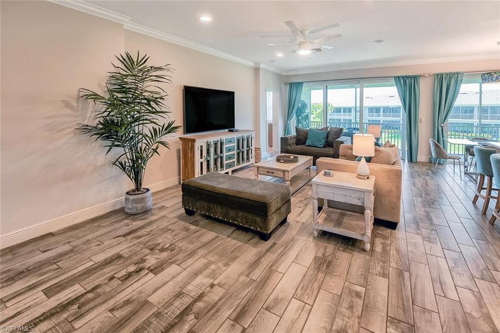 6960 Avalon CIR 807-5