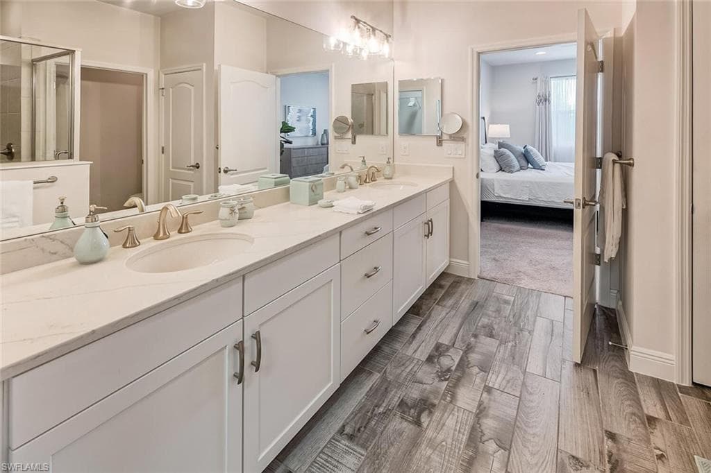 6960 Avalon CIR 807-15