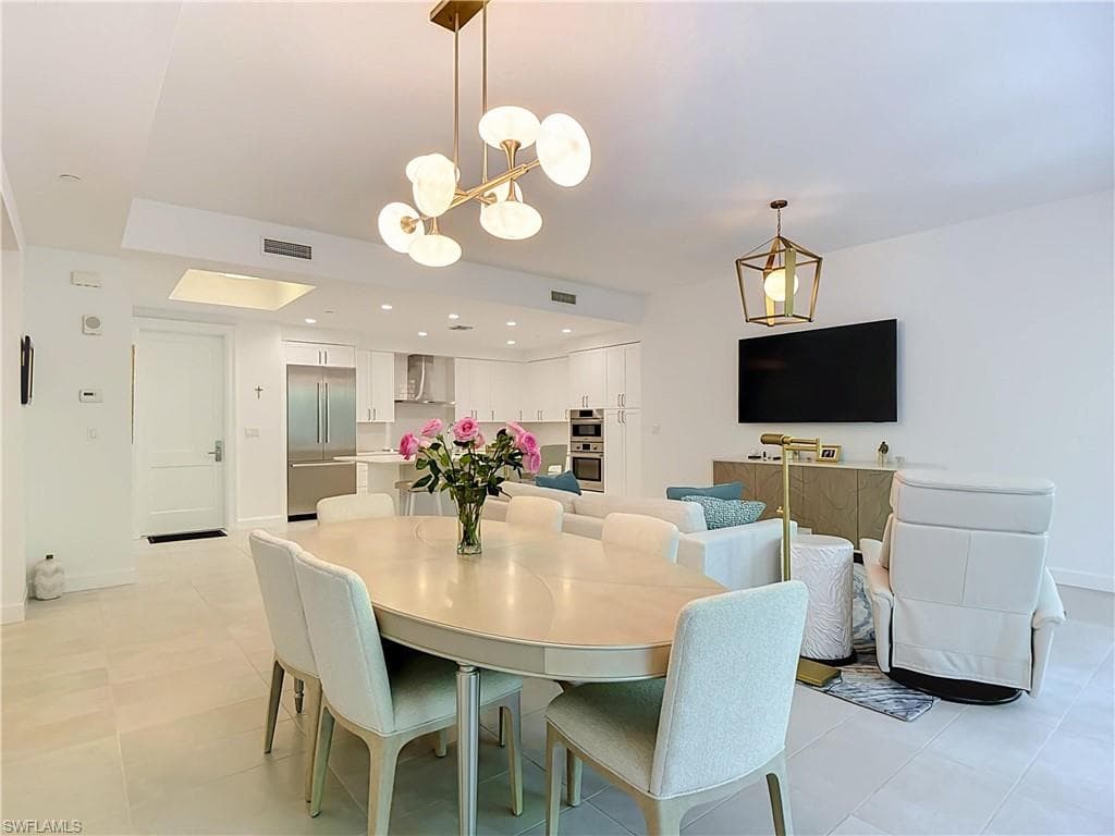 1115 Central AVE 247-27