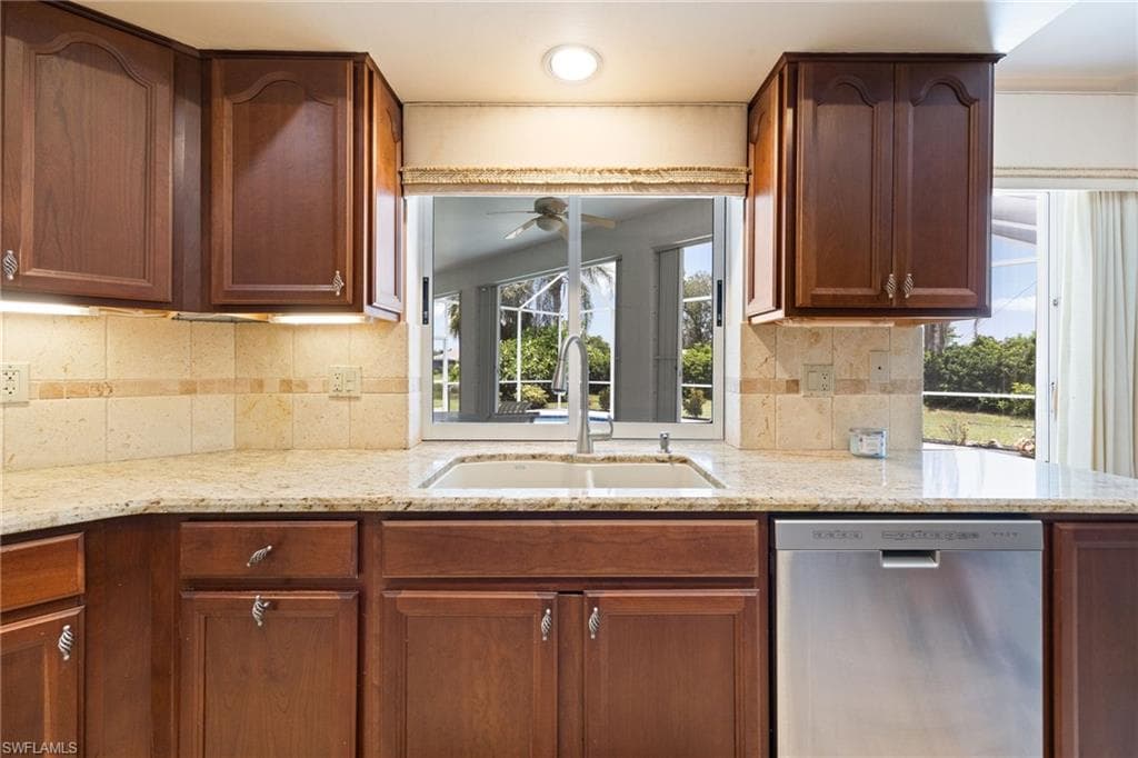 12762 Kedleston CIR-12