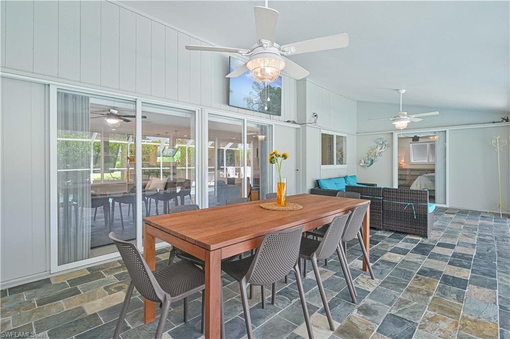8719 Crest LN-7