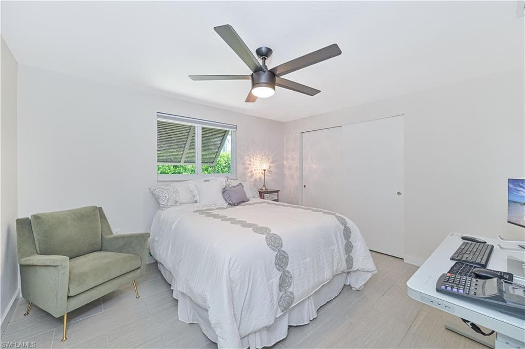8719 Crest LN-39