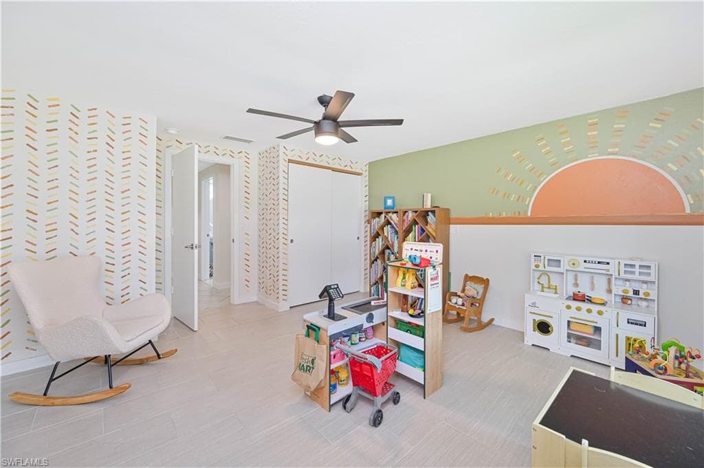 8719 Crest LN-29