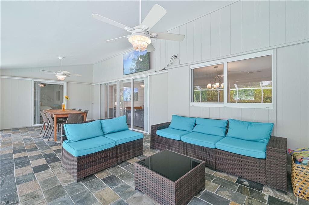 8719 Crest LN-8