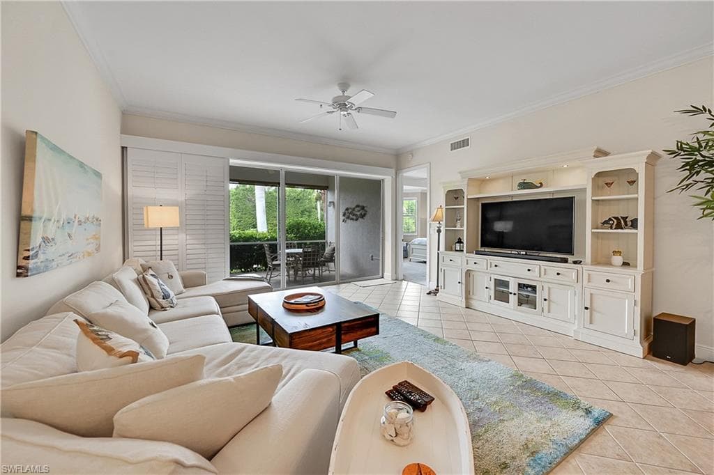 4700 Yacht Harbor DR 612-12