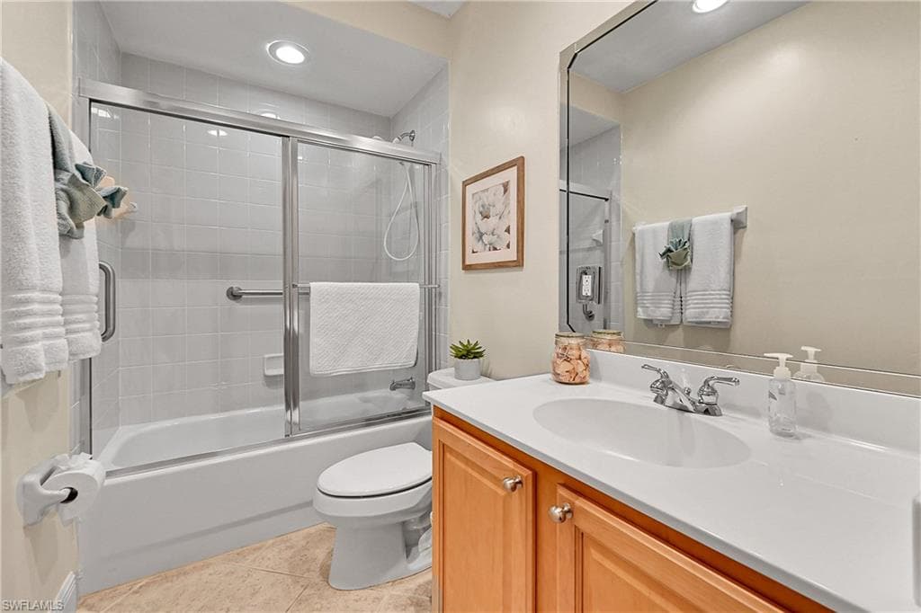 4700 Yacht Harbor DR 612-30