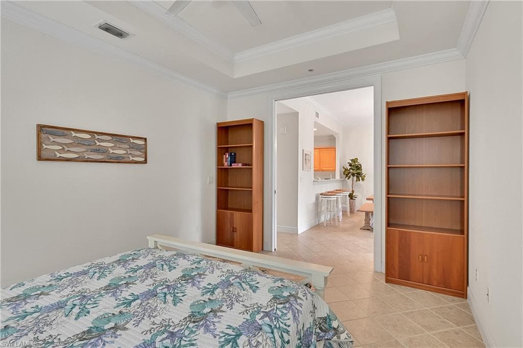 4700 Yacht Harbor DR 612-14