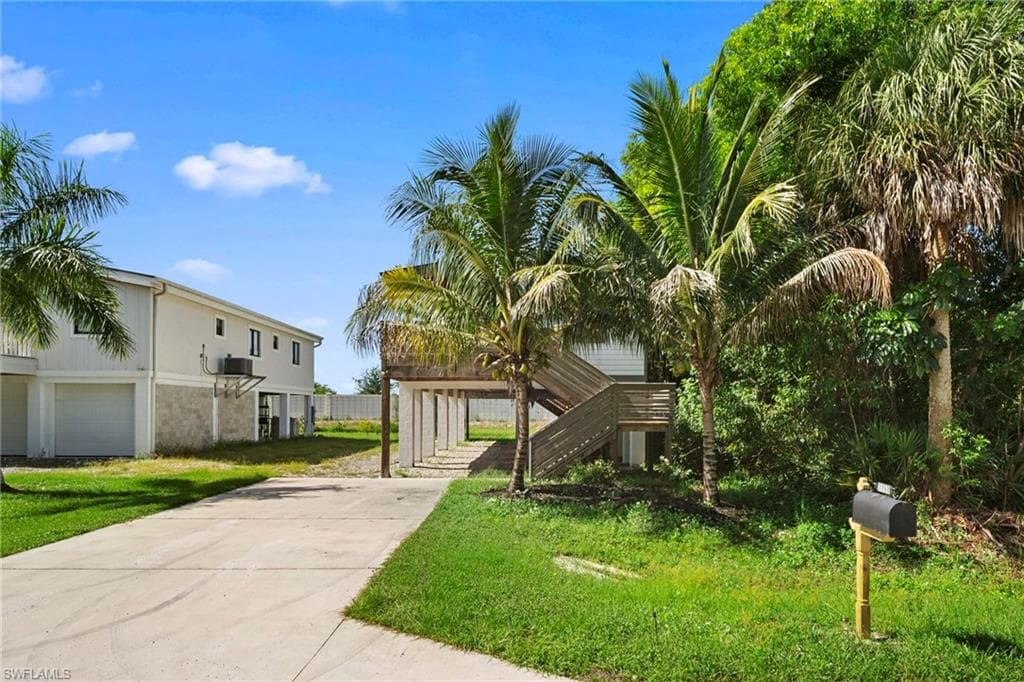 3260 Woodside AVE-27