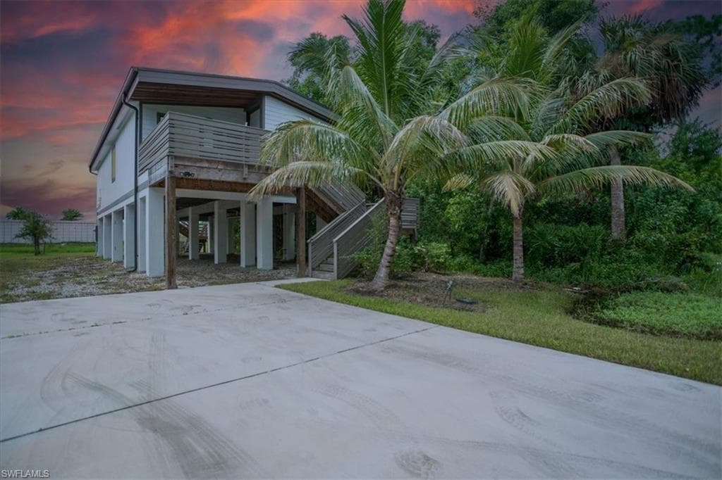 3260 Woodside AVE-34