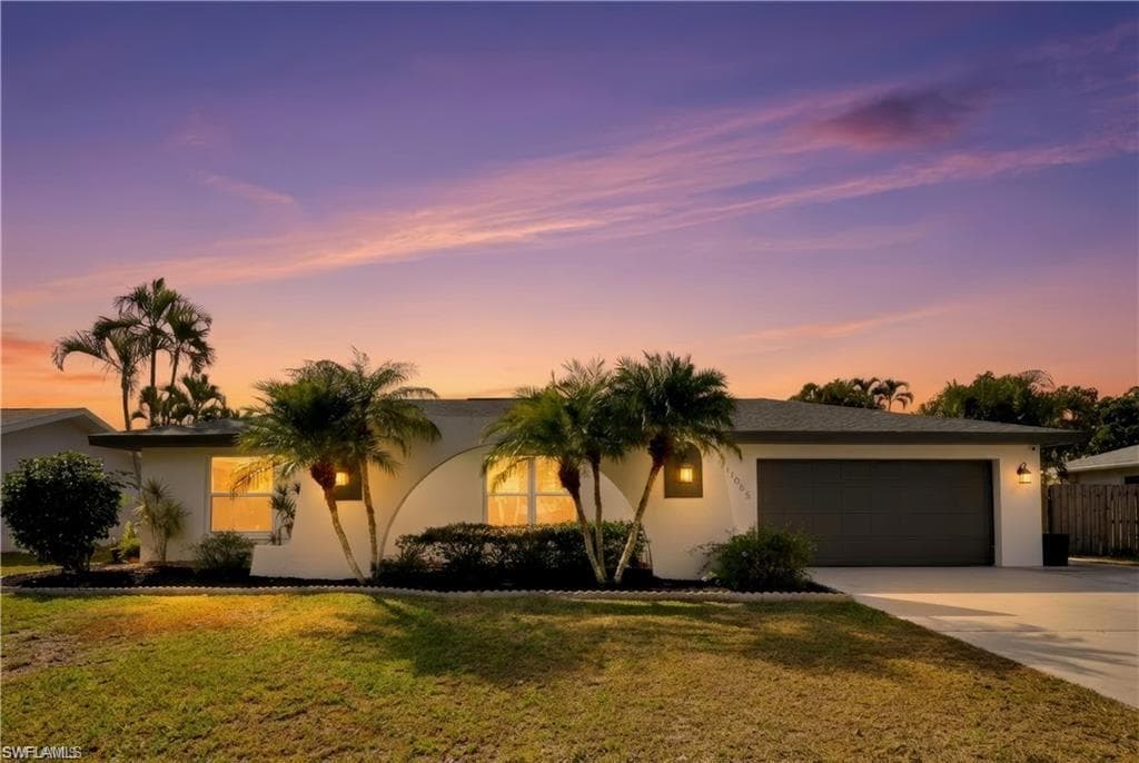 6055 Macbeth LN-2