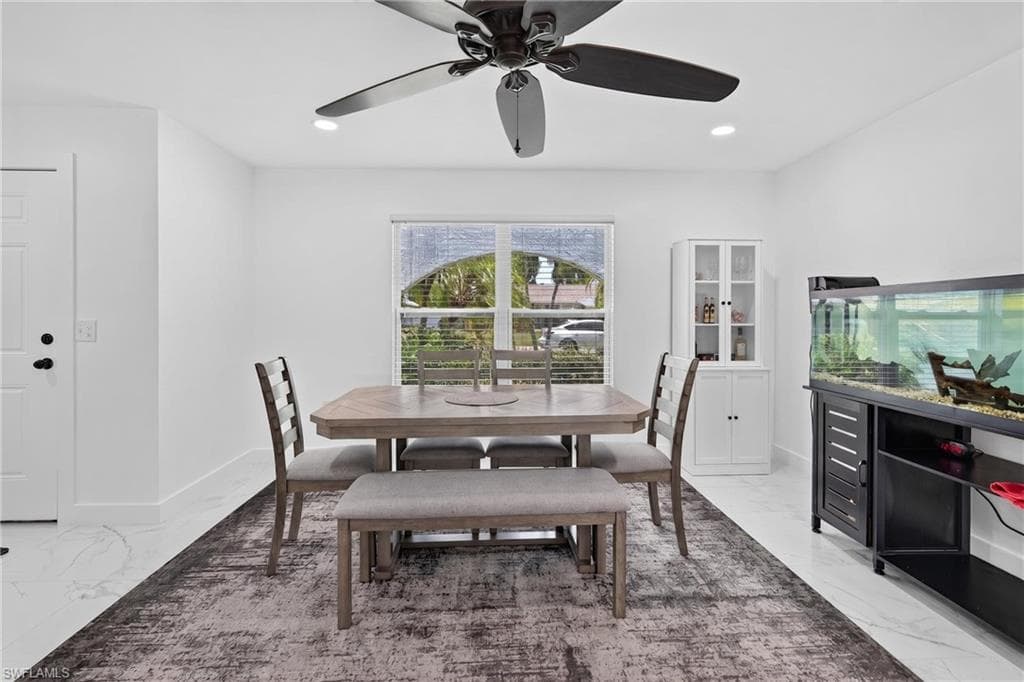 6055 Macbeth LN-9