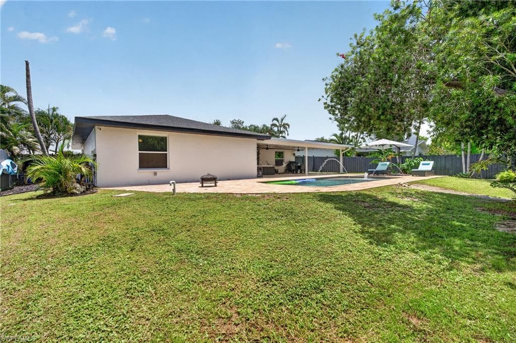 6055 Macbeth LN-35