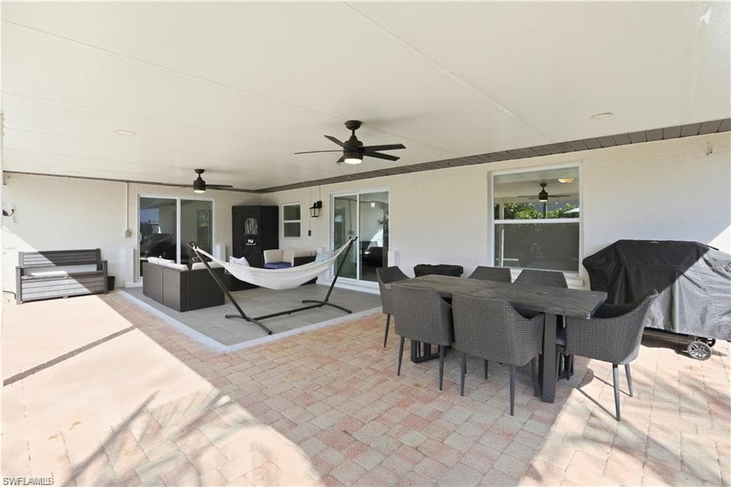 6055 Macbeth LN-29
