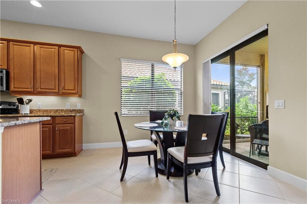 9292 Isla Bella CIR-6