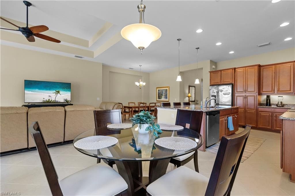 9292 Isla Bella CIR-7