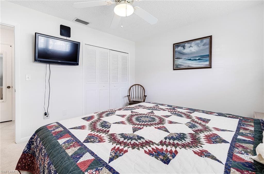 7008 Foxfire DR-27