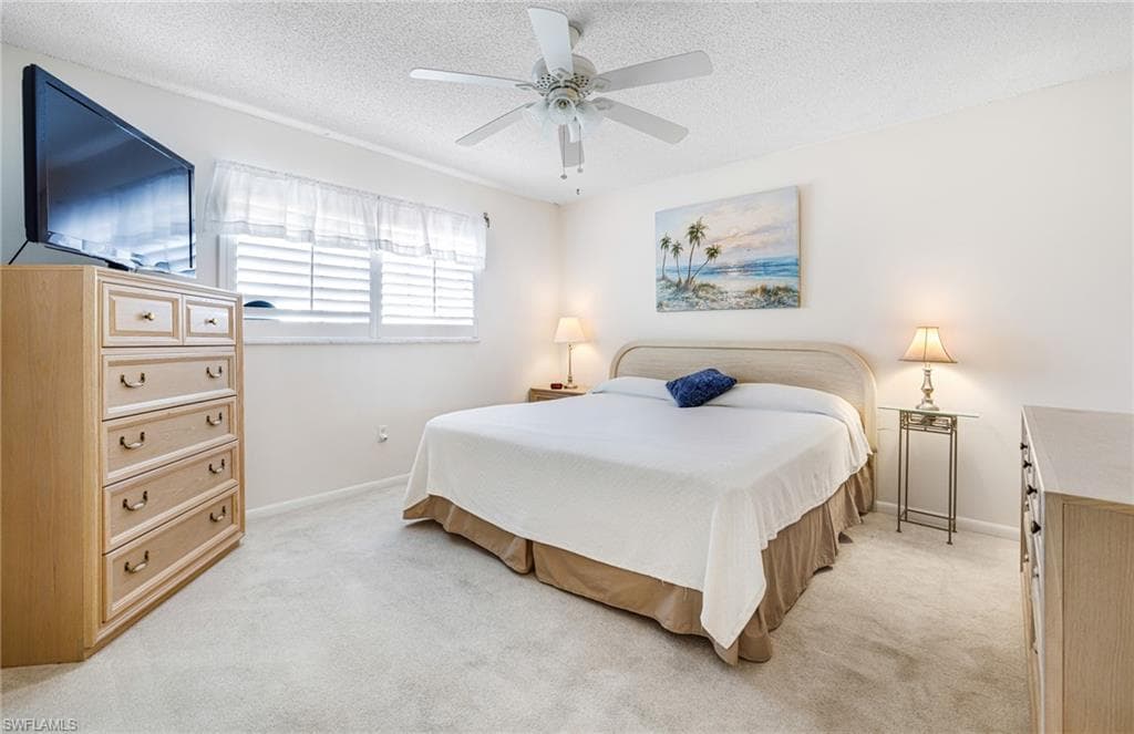 7008 Foxfire DR-20