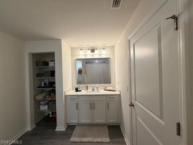 813 Franklin CT-11