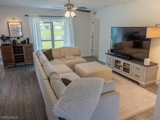 813 Franklin CT-4