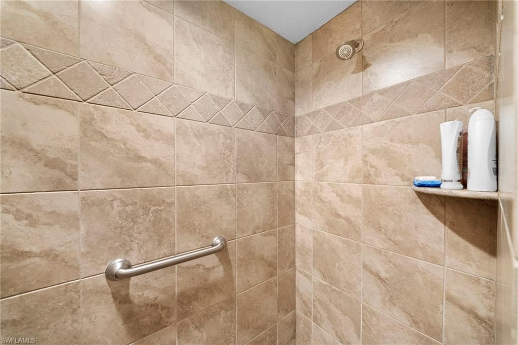 770 Waterford DR 202-23
