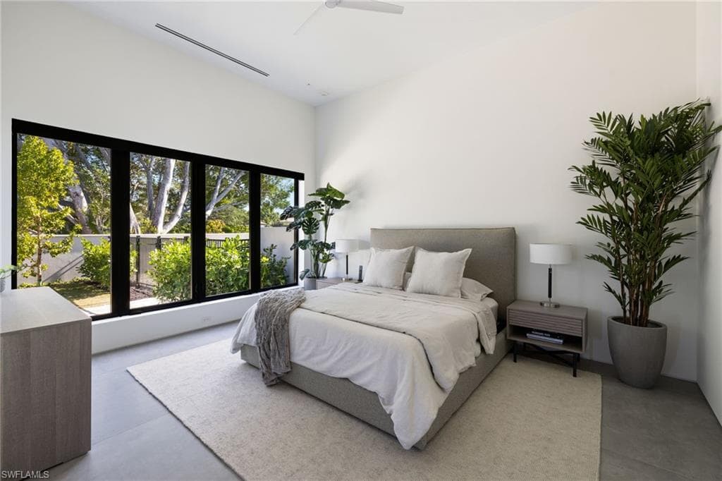 107 Myrtle RD-35