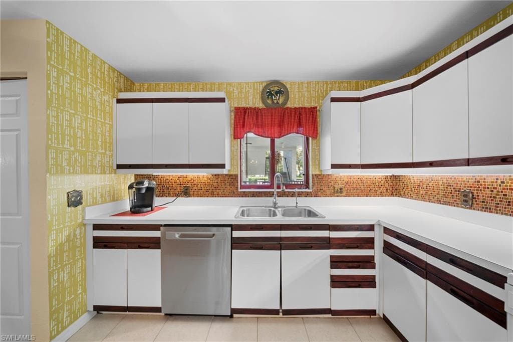 758 Eagle Creek DR 202-12