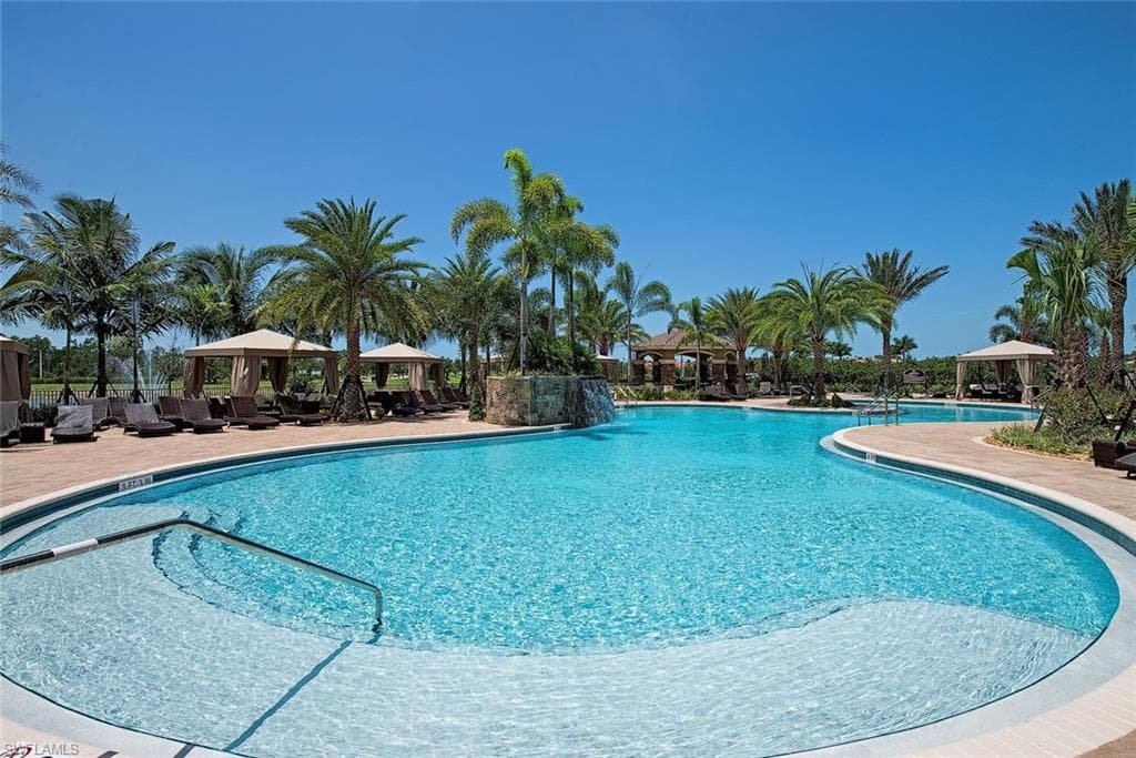 3224 Pacific DR-42