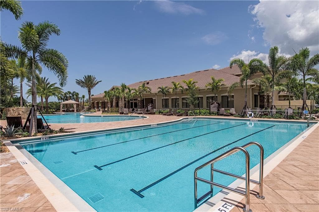3224 Pacific DR-44