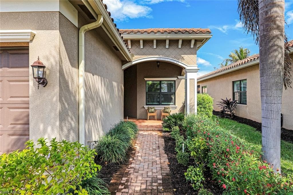 3224 Pacific DR-29