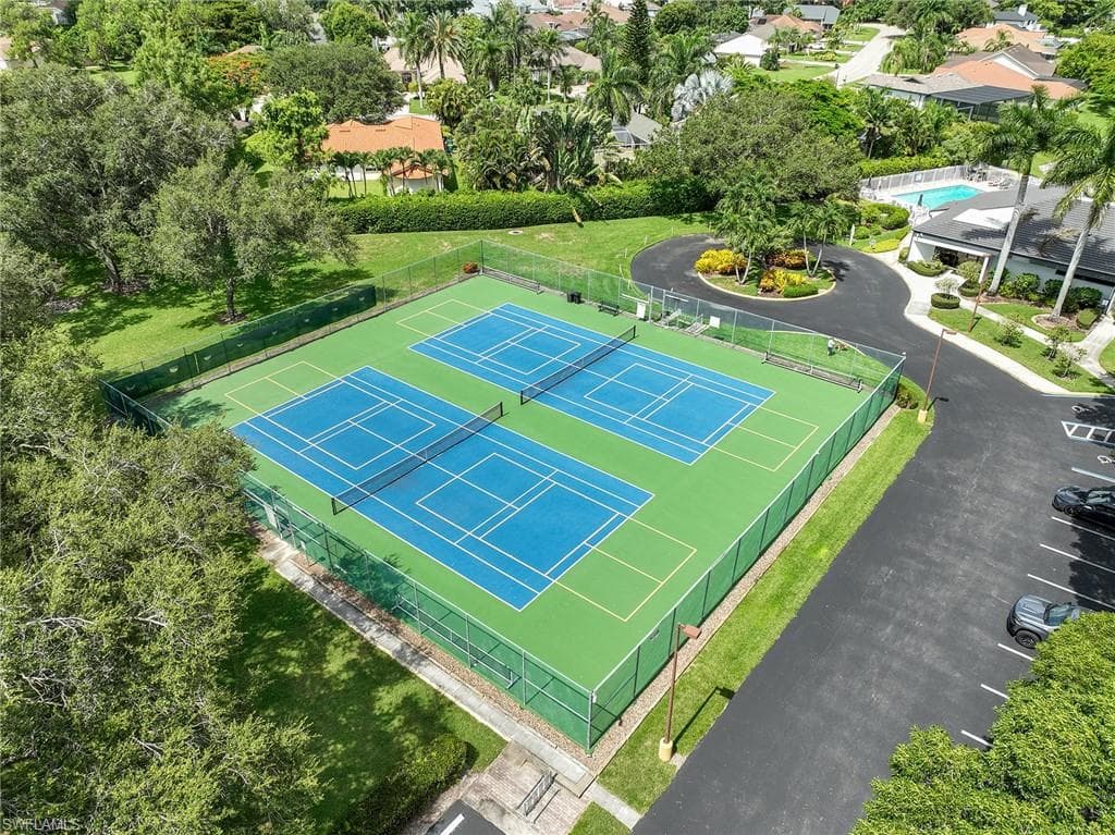 6721 Sloane PL-5