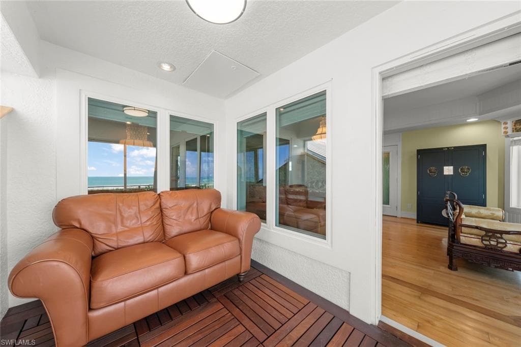 4725 Rue Belle Mer-24