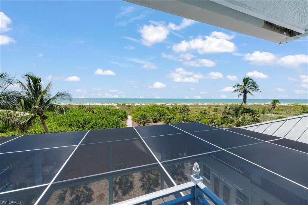4725 Rue Belle Mer-40