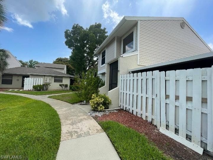 1422 SW 50th ST 67-2