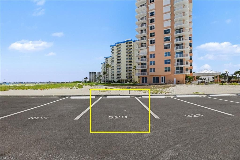 7400 Estero BLVD 329-23