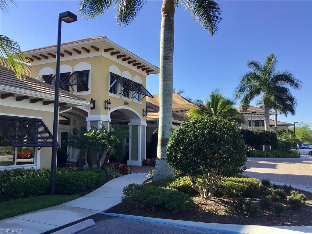 11810 Darcy PL-16