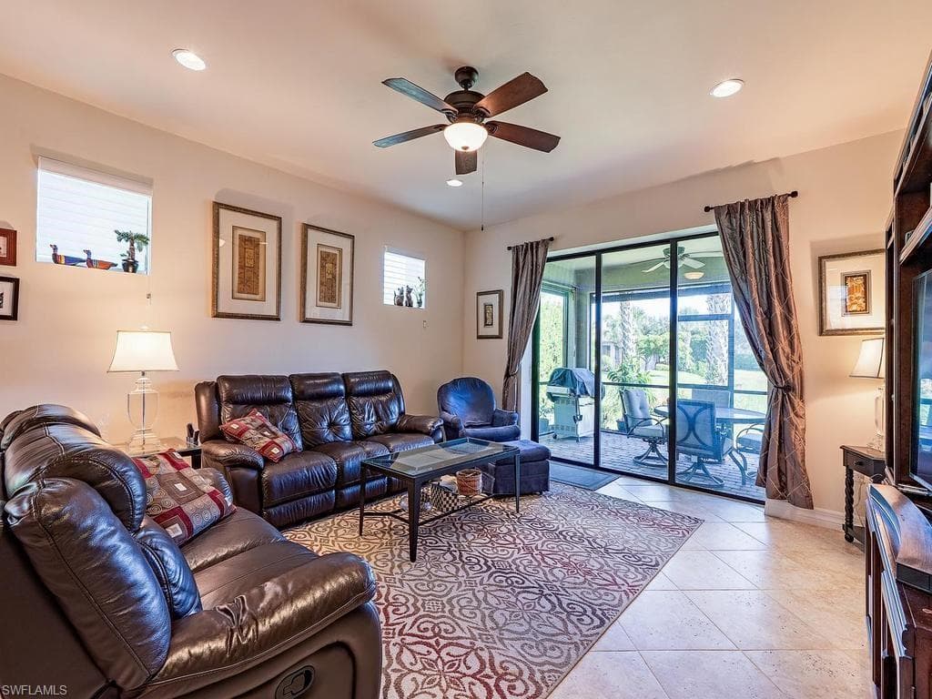 11810 Darcy PL-4
