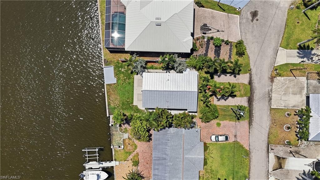 2498 Bayshore DR-28