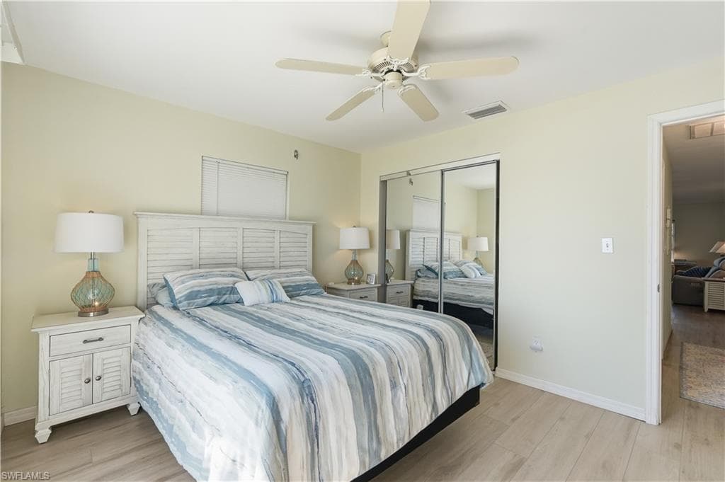 2498 Bayshore DR-25