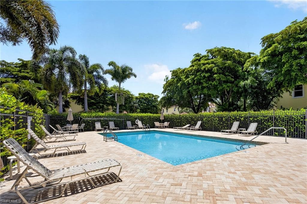 4400 Lazio WAY 205-42